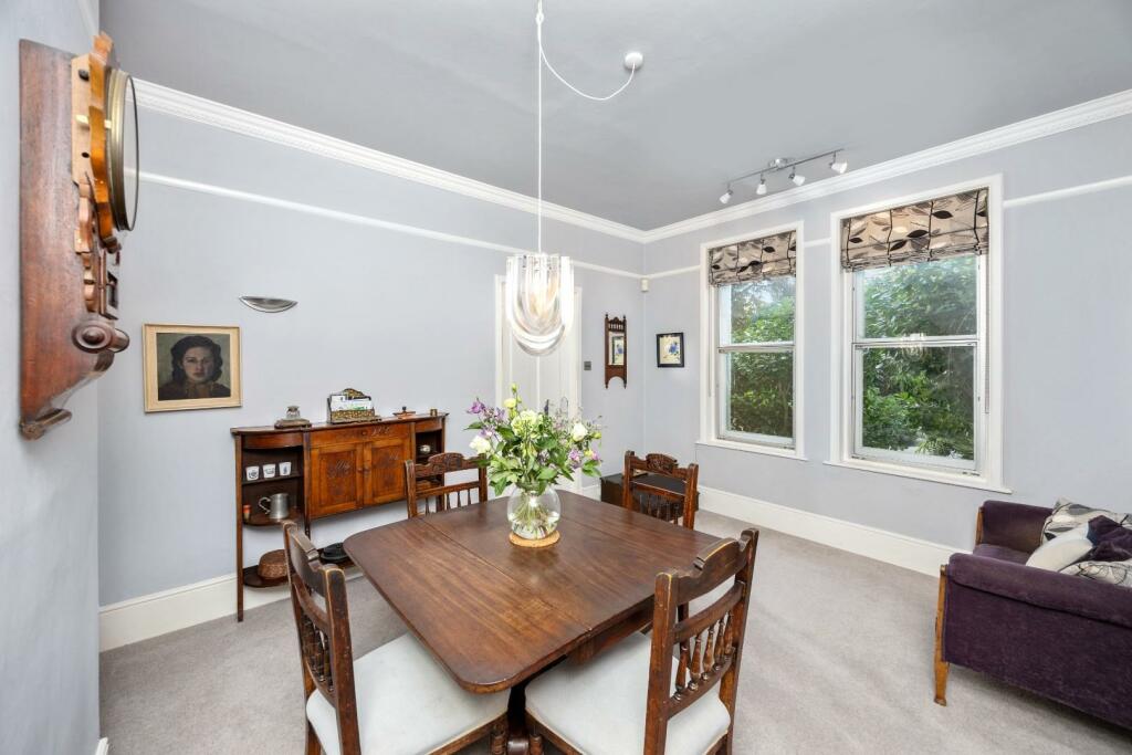 Cagefoot Lane, Park Villas, 1-018.jpg