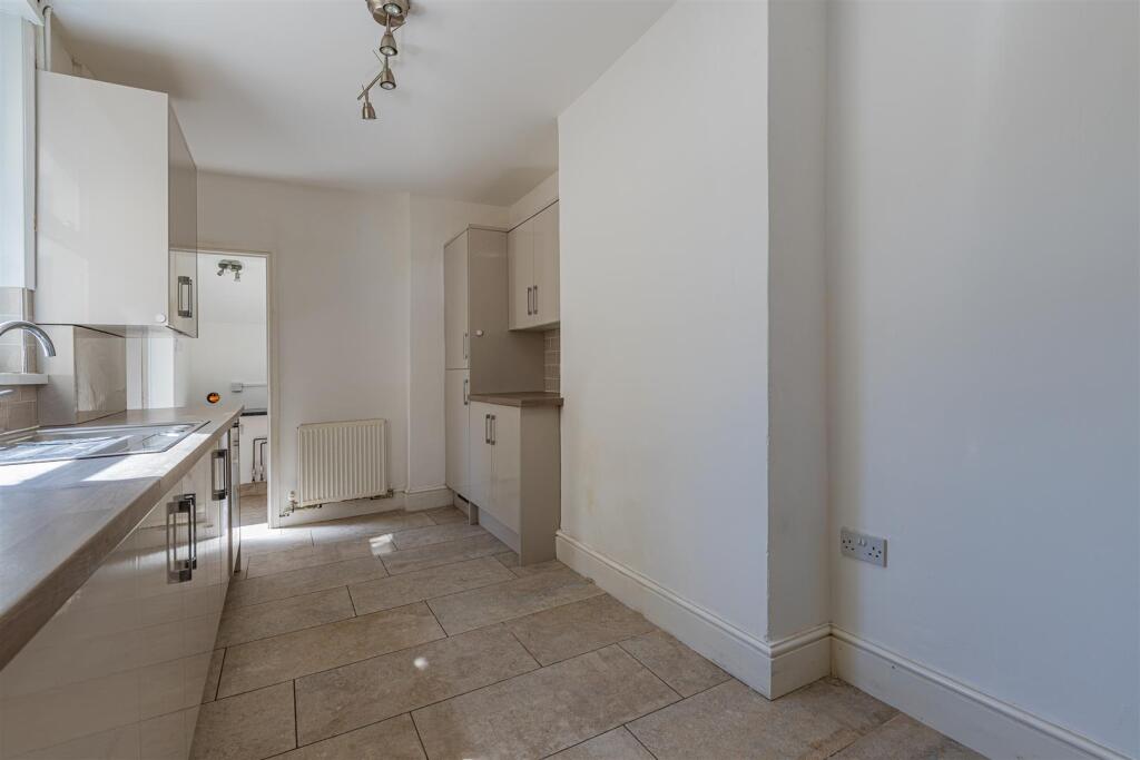 Arabella Street 185-9.jpg