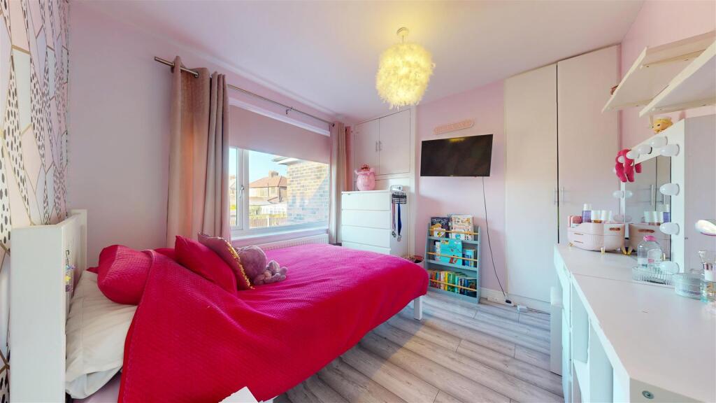 St Georges Avenue Bedroom