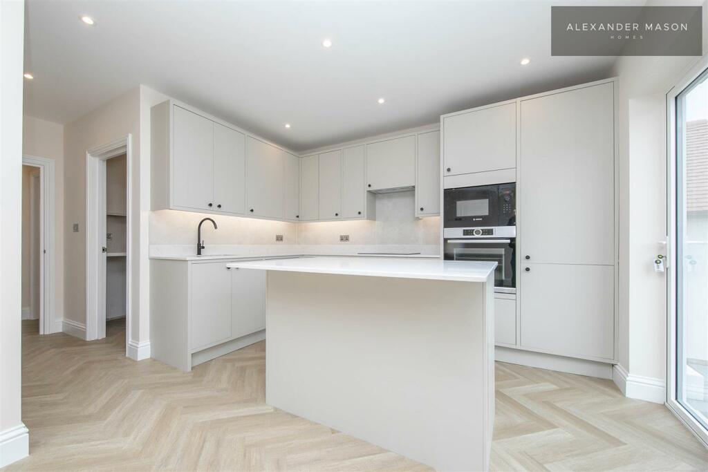 Kitchen with Island