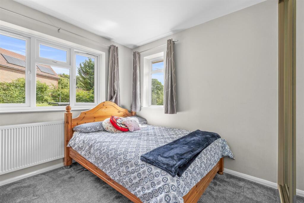 6 Coningsby Road, HP13 5NX-2.jpg