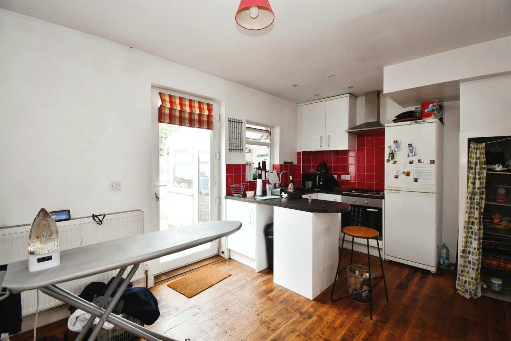 Kitchen / Diner