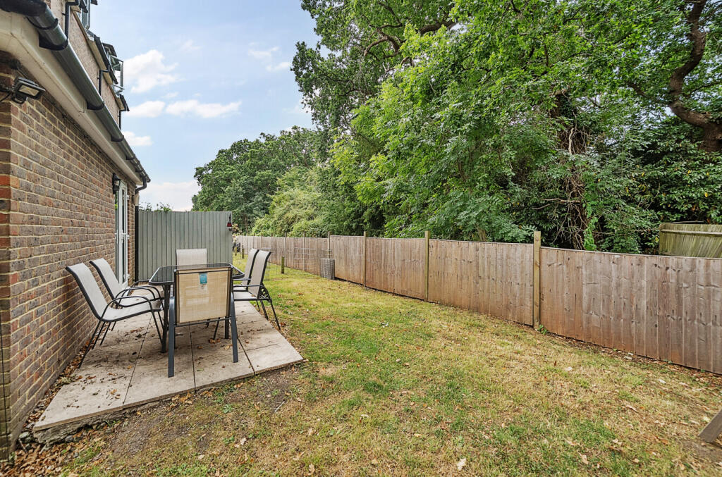 1328957-7-6880e19...