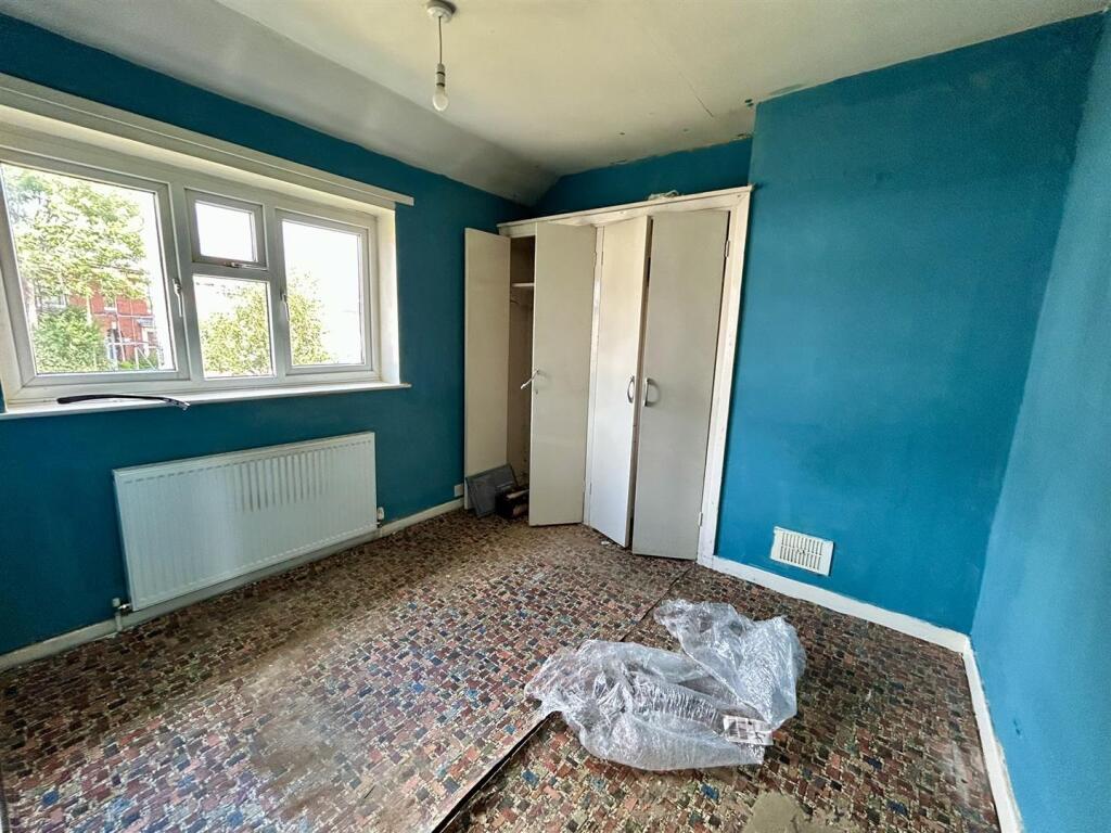 Bedroom (1).JPEG