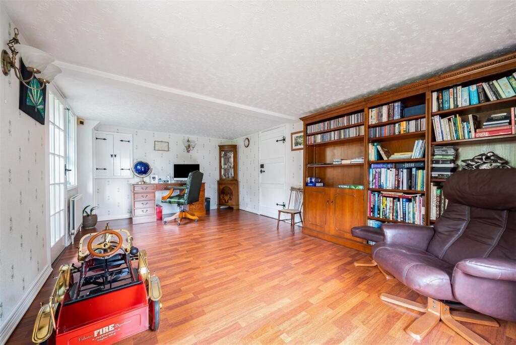 Study/office reception 3