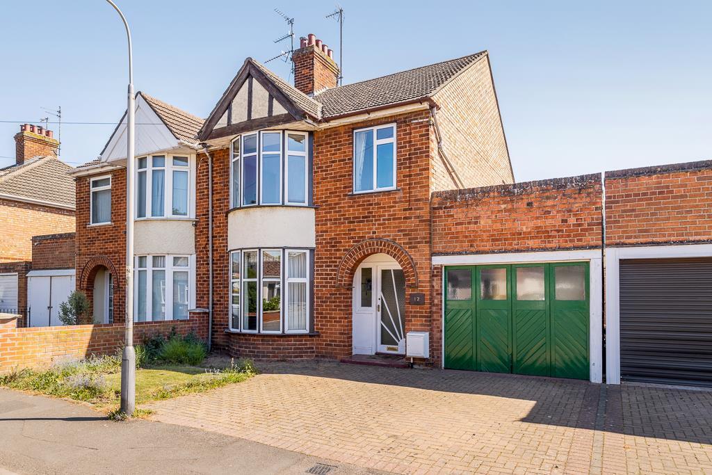 12 Halmer Gardens (Spalding)-6.jpg