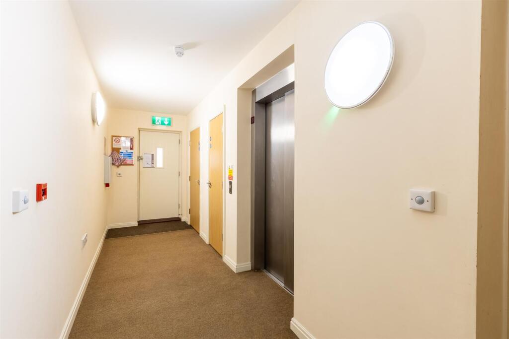 4ChestertonWay-4.jpg