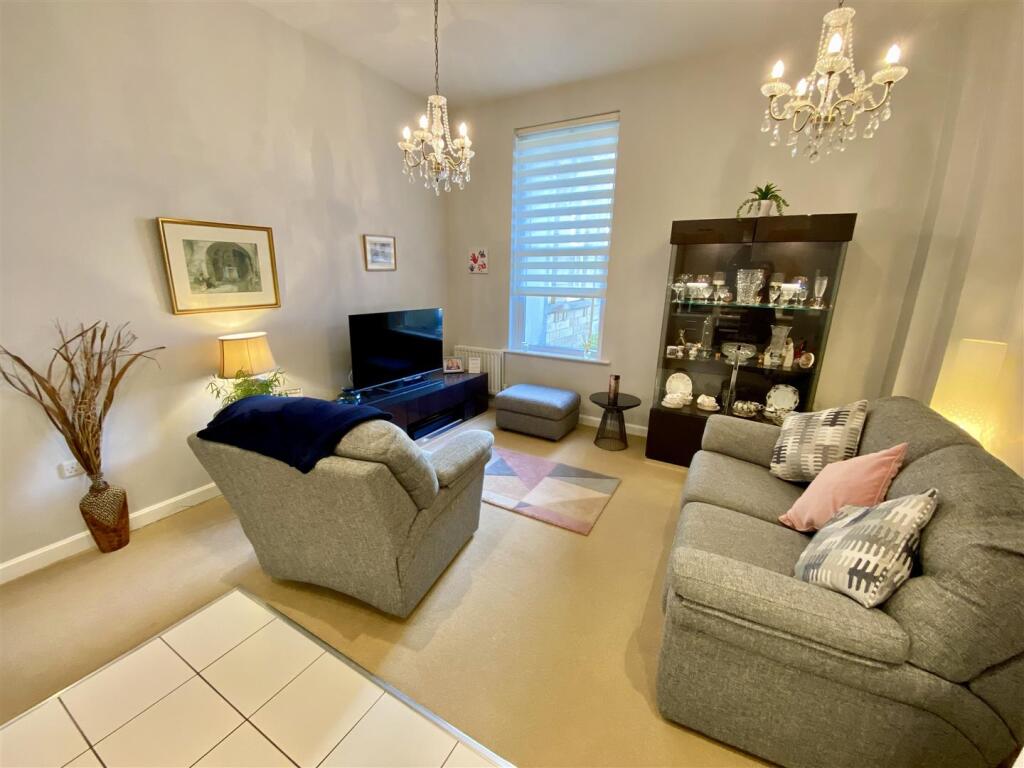 Bramleys Estate Agents - Marmaville Court - Mirfie