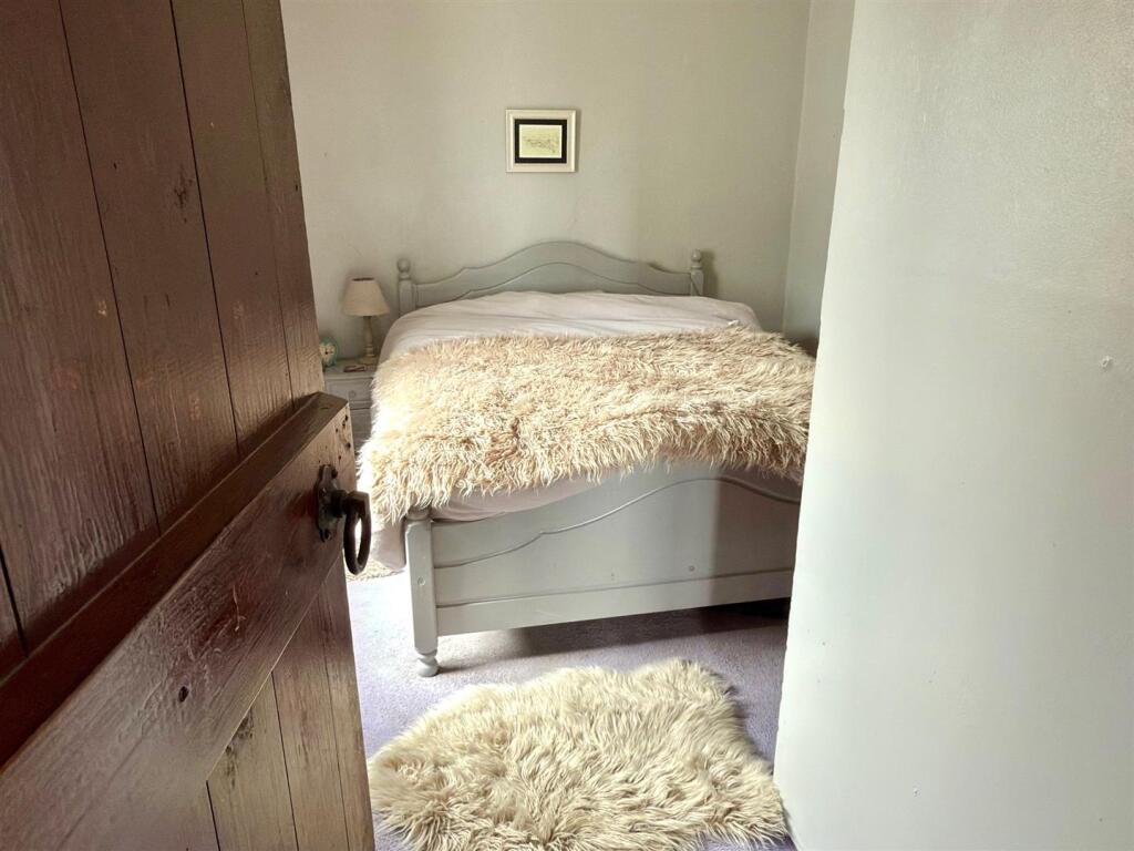 BEDROOM 3.jpg