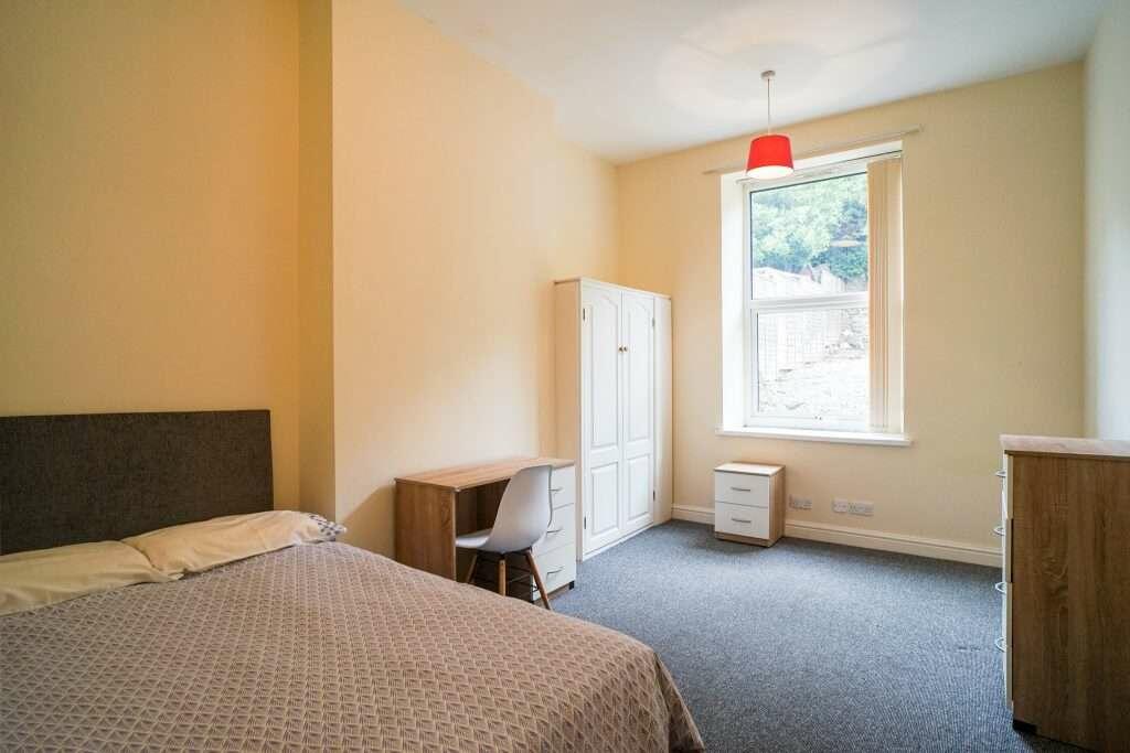 94_Harcourt_Road
