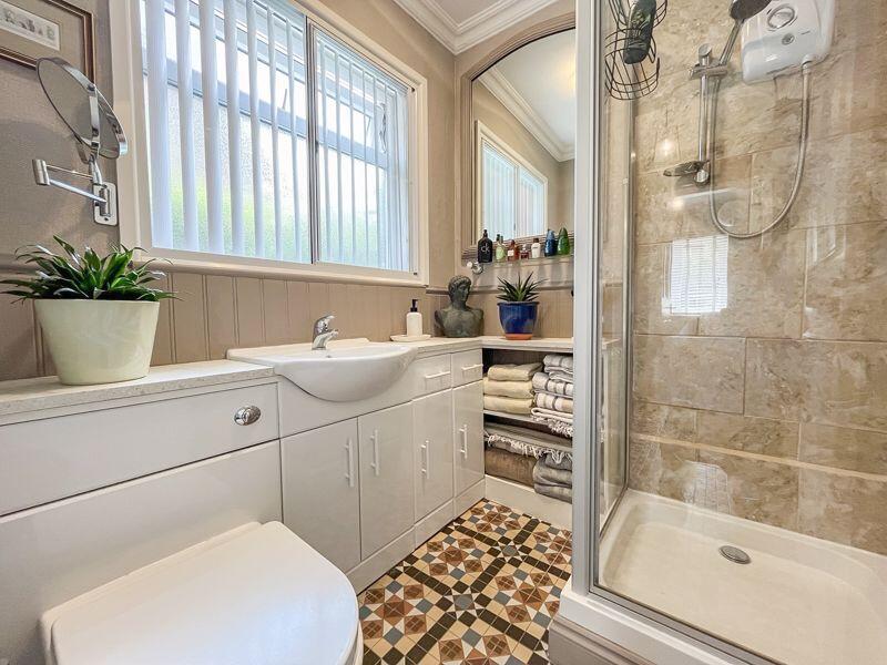 SHOWER ROOM