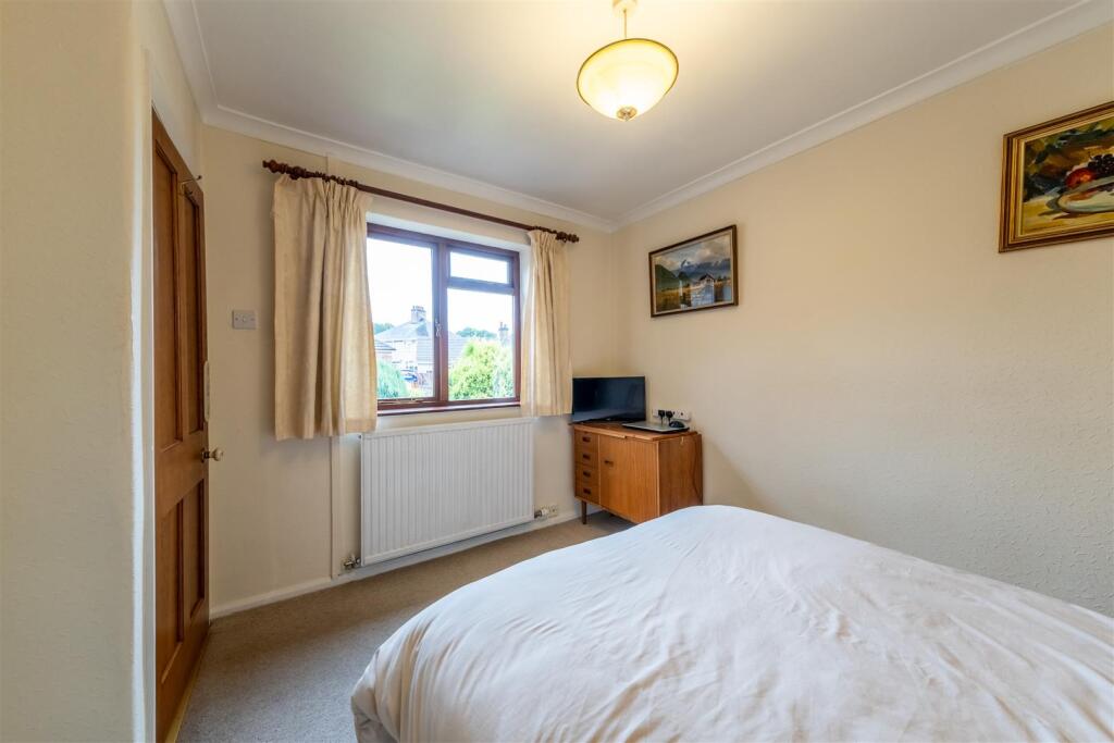 25 Frida Crescent-017.jpg