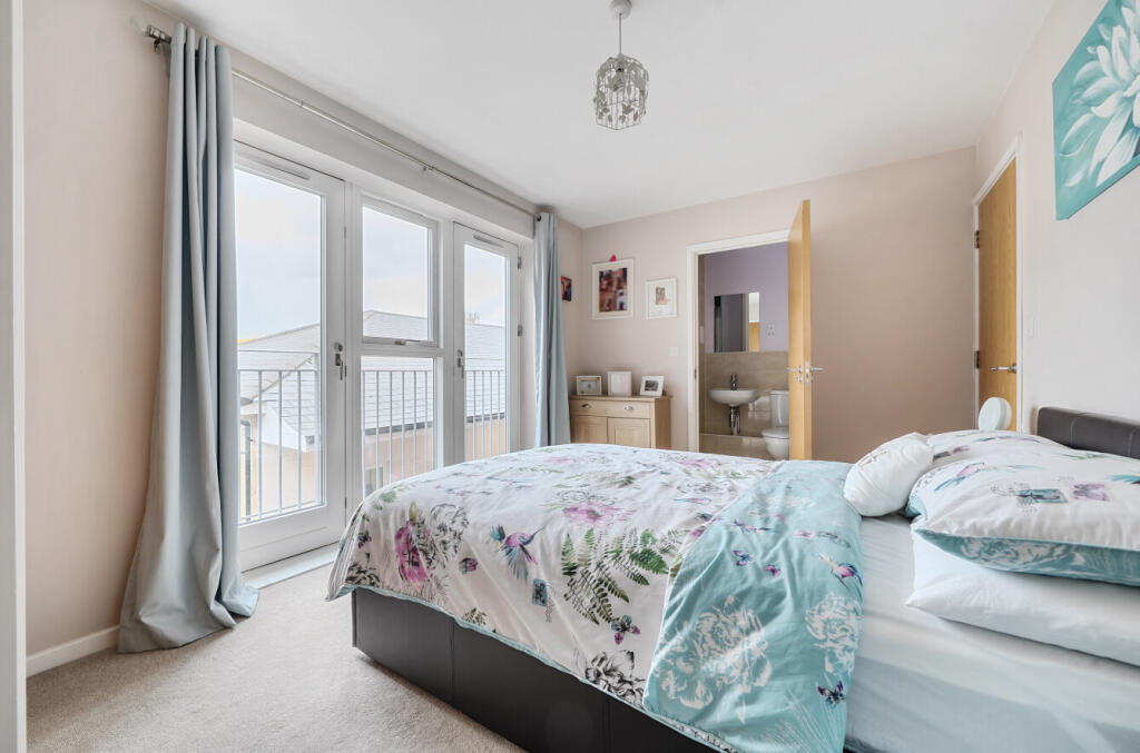 1341637-8-68a5928...