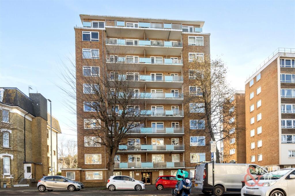 The Drive, Grove Court 25-020-1.jpg