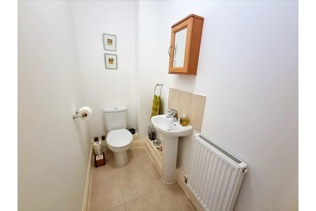Downstairs Cloakroom