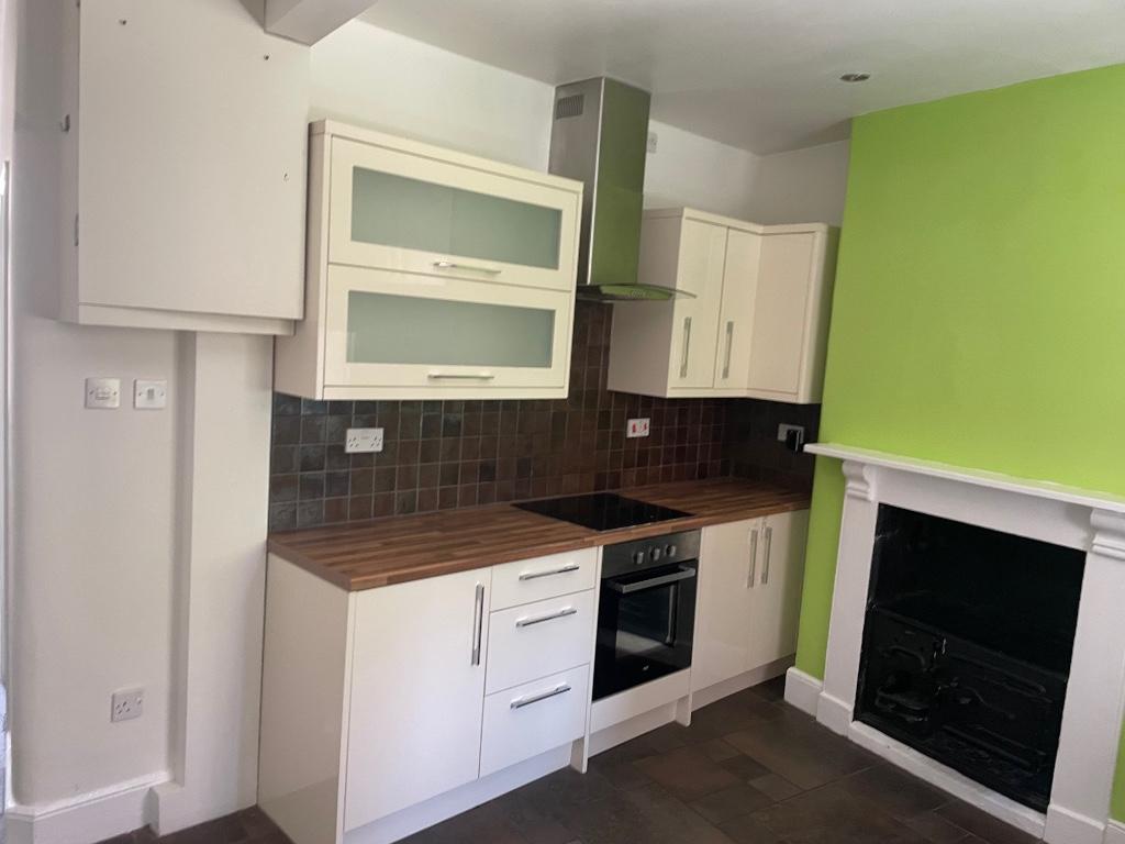 Kitchen Pic 2