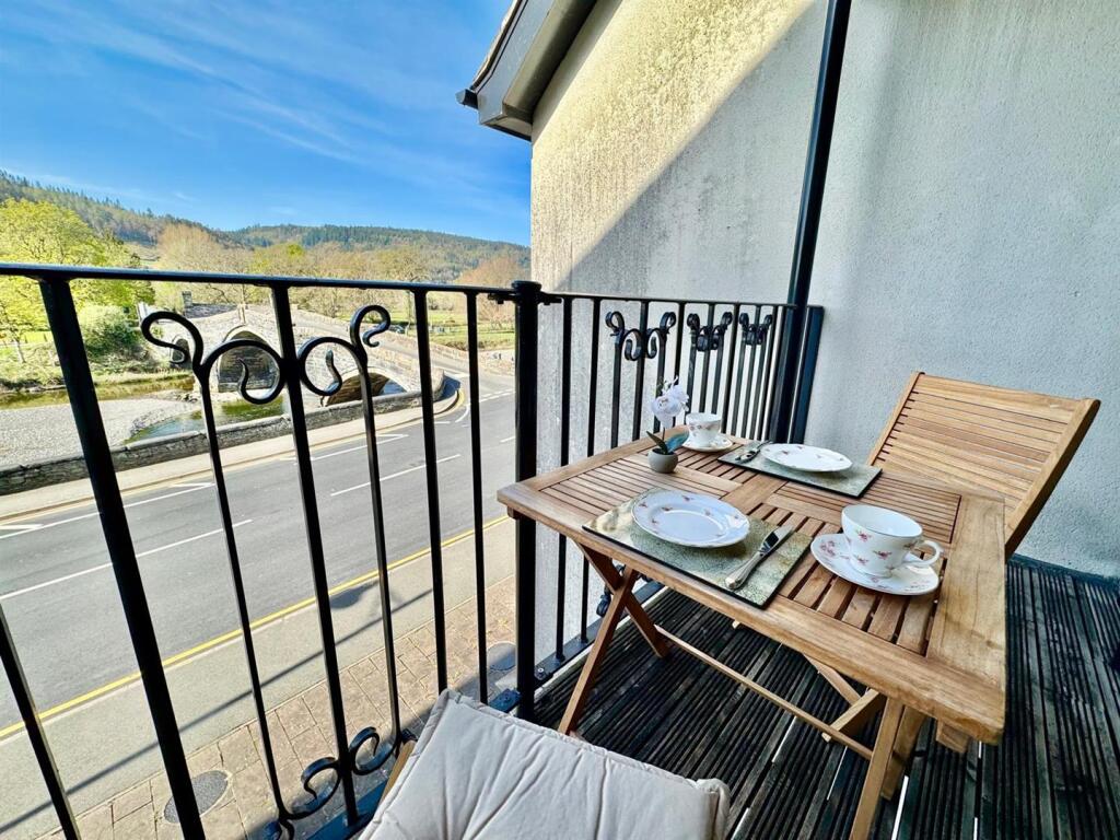 PHOTO-2025-04-13-19-50-41 (15).jpg