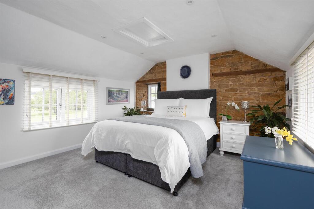 Upper High Street, Harpole