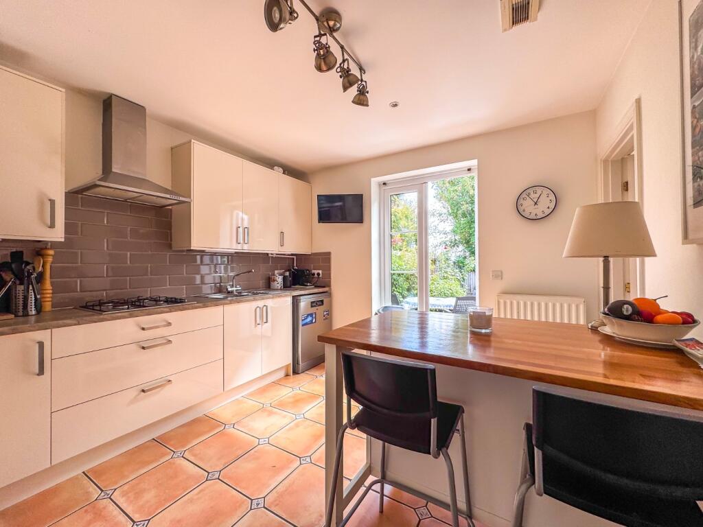 Kitchen/Breakfast Rm