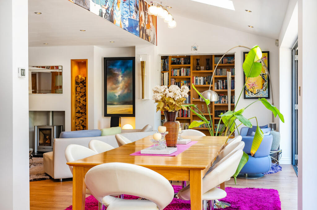 1341163-3-689f321...