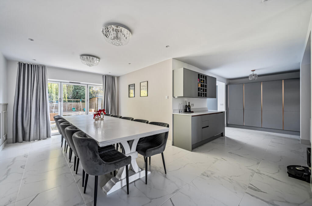 1384361-34-692ef6...