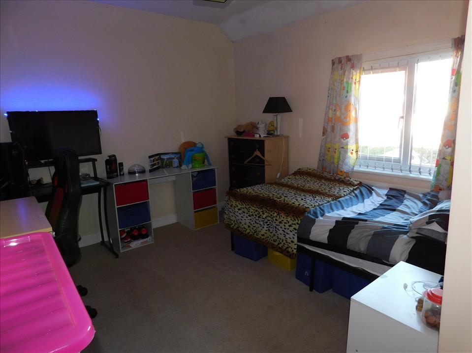 BEDROOM  2