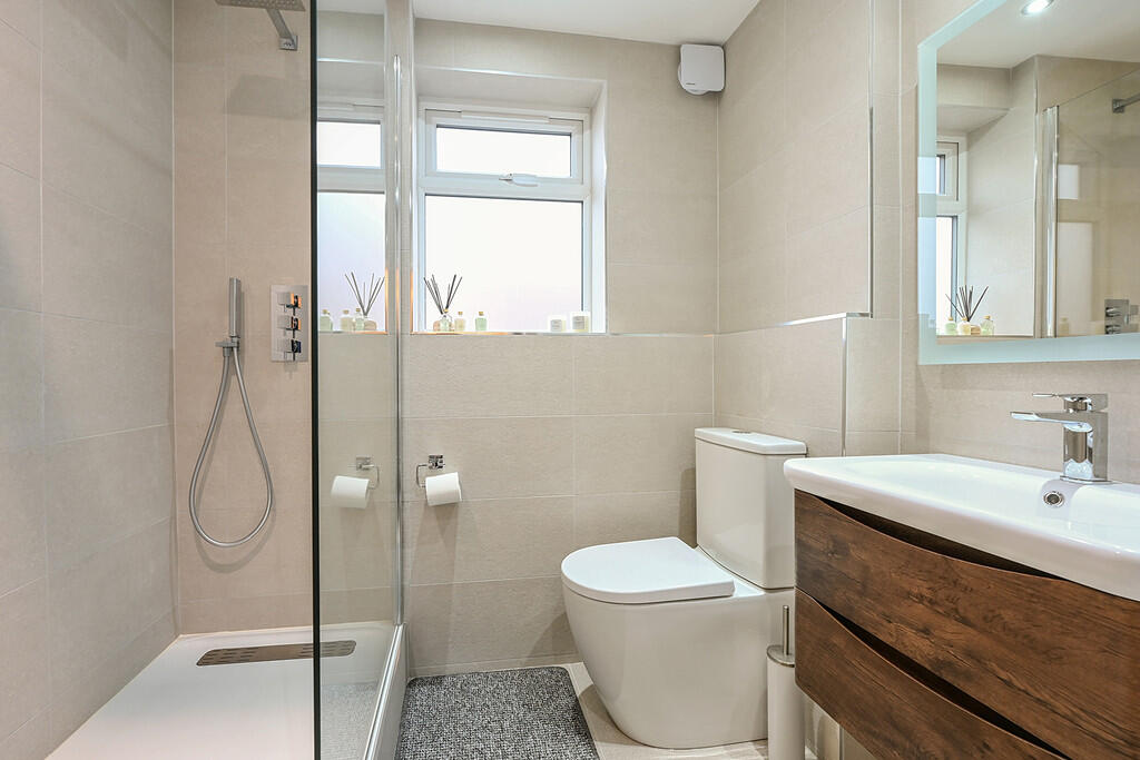 58 Rosemary Garde...