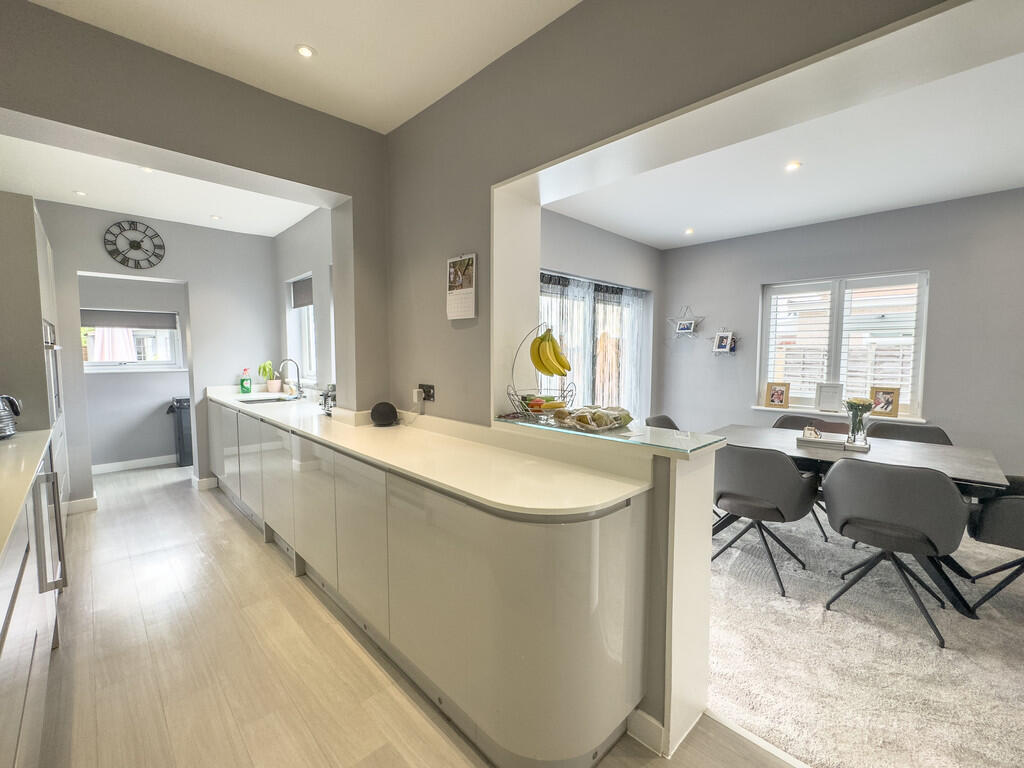 kicthen family ro...