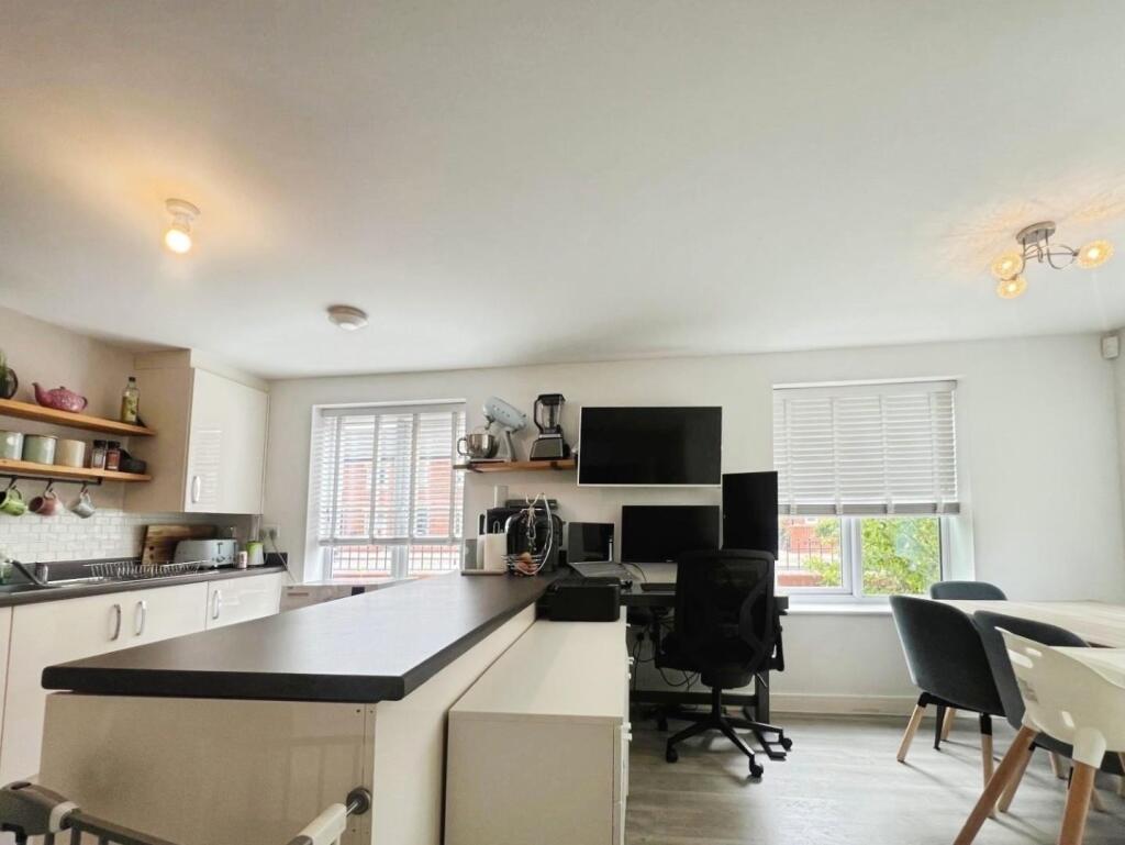 daf2f806--4C45-A8FC-ED6AF8A2DB25-54632-00000DFDB68