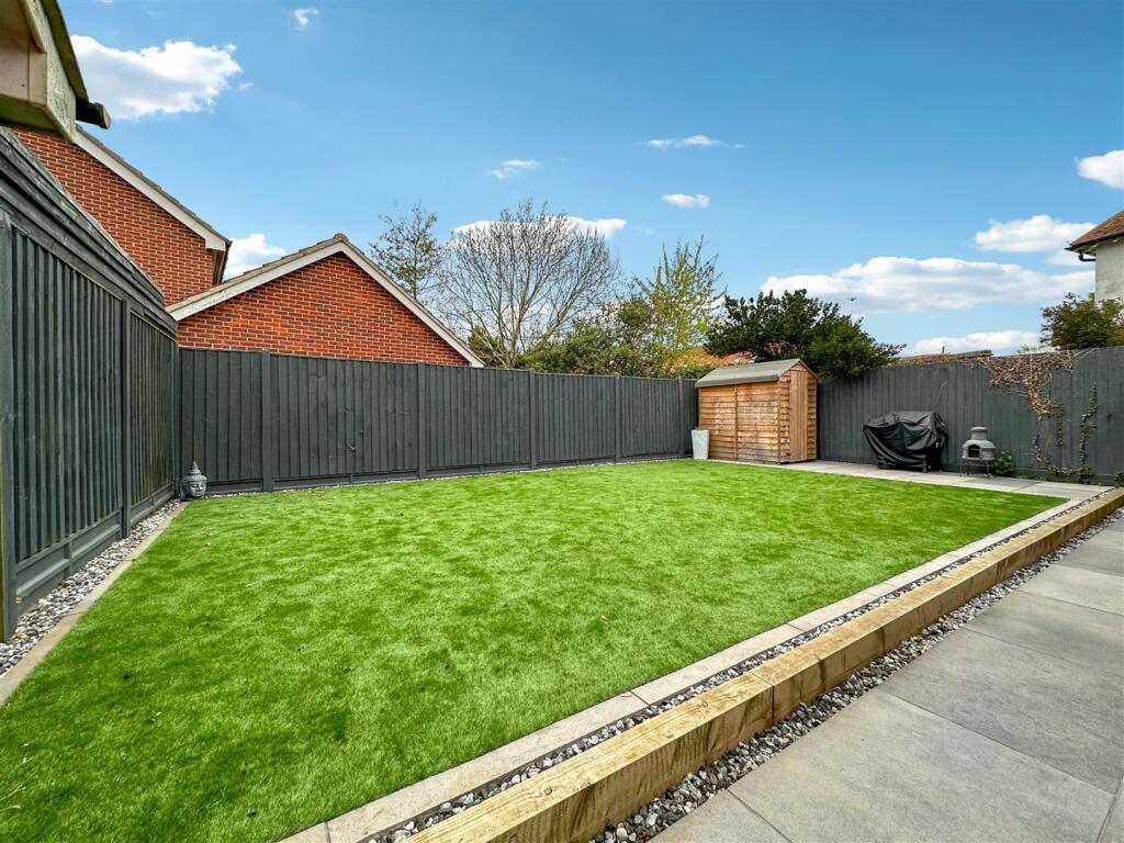 Lovely Rear Garden 239