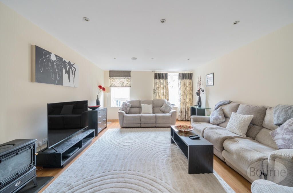 eeb2180f-761c-4df...