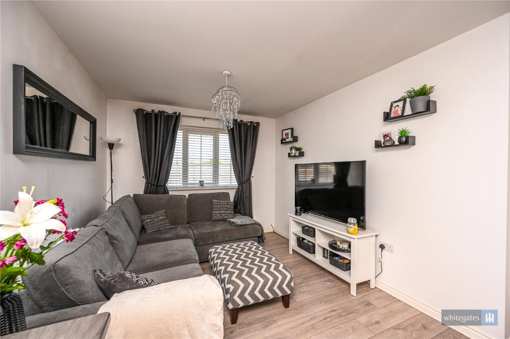 Living Room/Dining/K