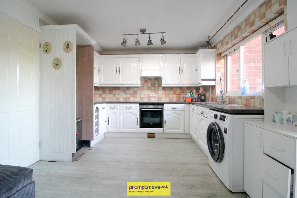 Brookfield Avenue Houghton Regis, Dunstable LU5 5TS