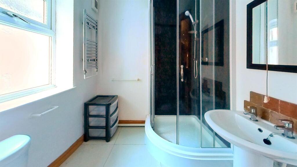 2-Arley-Road-Bathroo
