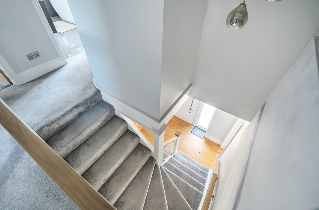 1323854-21-686e6e...