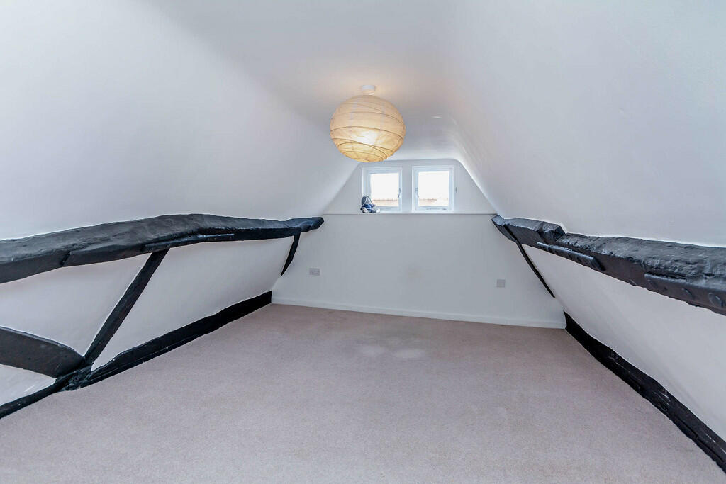 8622168-interior0...