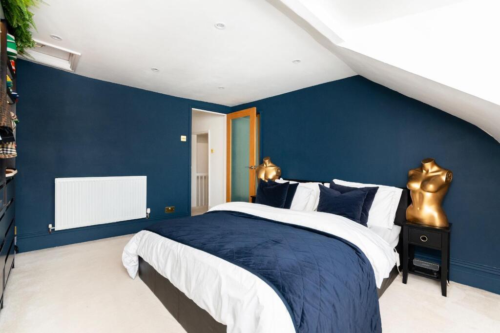 F21GHCN - Bedroom D.jpg