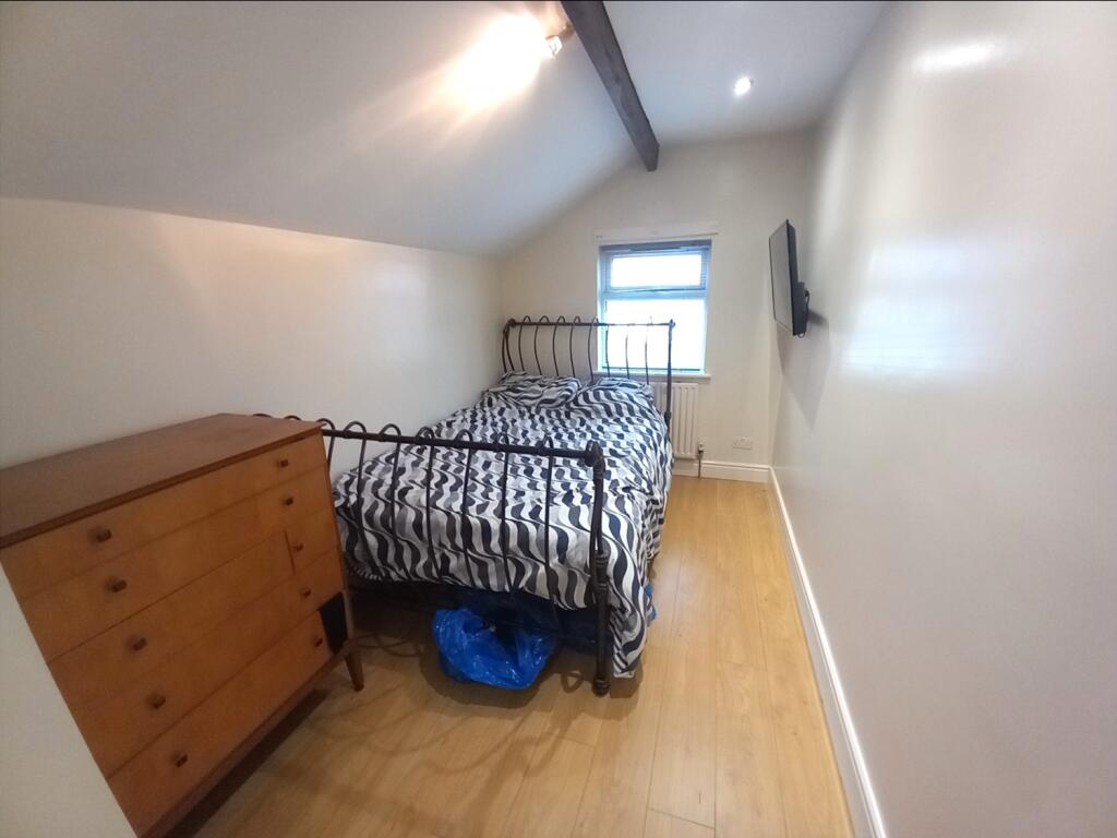 23B BEDROOM