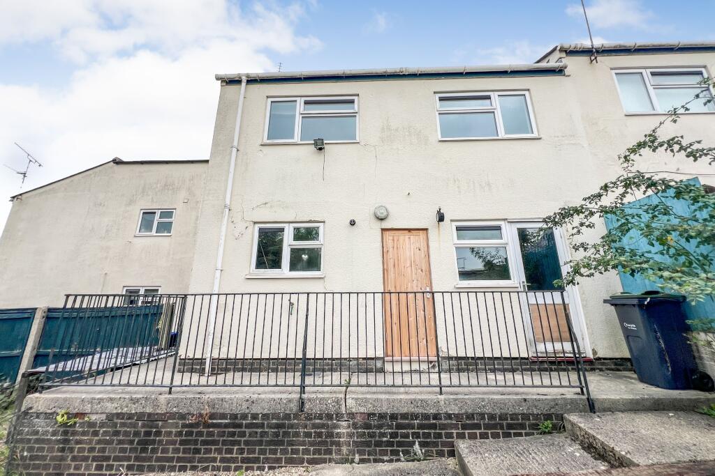 6 Pockeridge Road, Corsham, Wiltshire, SN13 9SB
