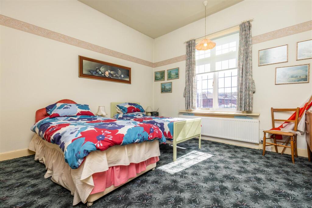 Northcote House, 45, Bingham Road Radcliffe-On-Tre