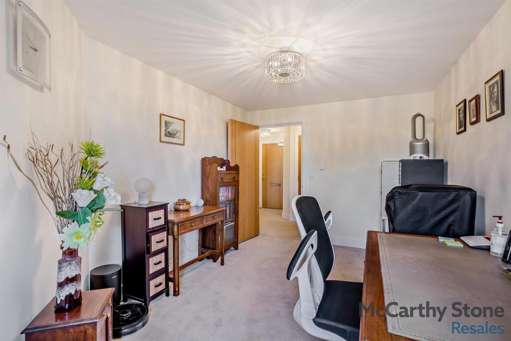 8661932-interior10-800.jpg