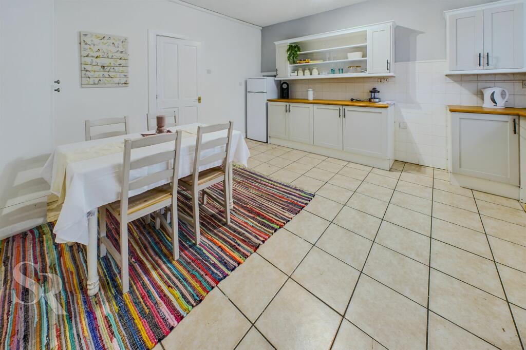 Kitchen Diner
