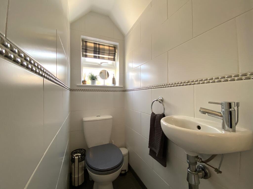 ground floor WC