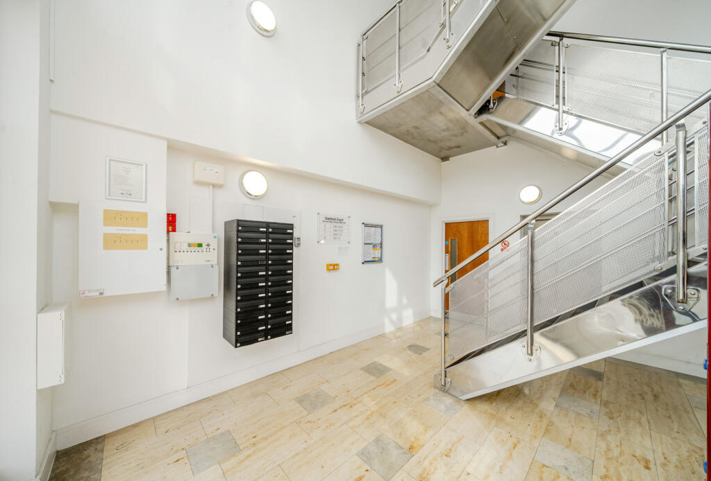 1340933-17-68a6e1...