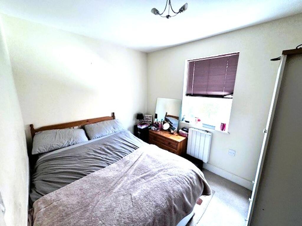 Bedroom2