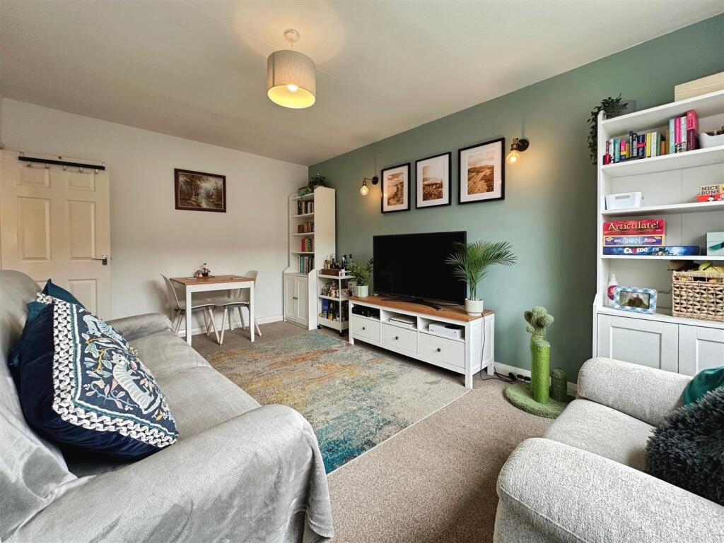 a4d1ae16-2-4A73-A9A5-47C29FCFBE24-5195-00000243748