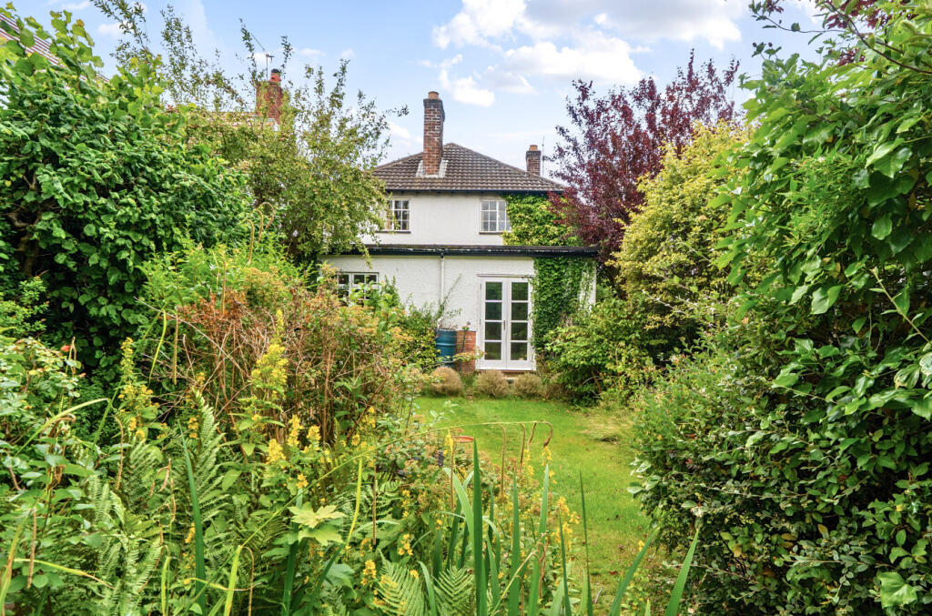 1320019-5-686bff4...