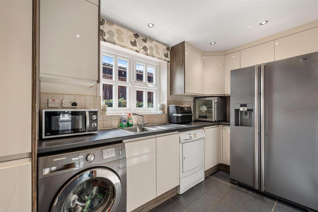 Tinkers Lodge-02.jpg