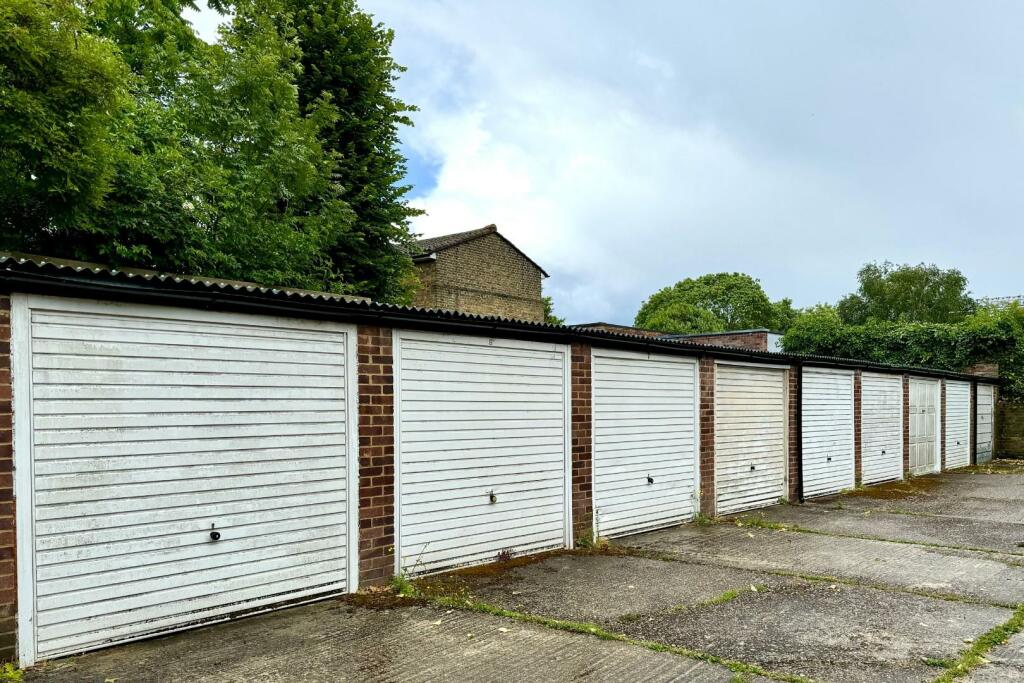 Gv- 1 Glebe Court (13).jpg