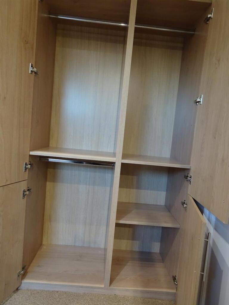 557 Crookesmoor Road Room 6.JPG